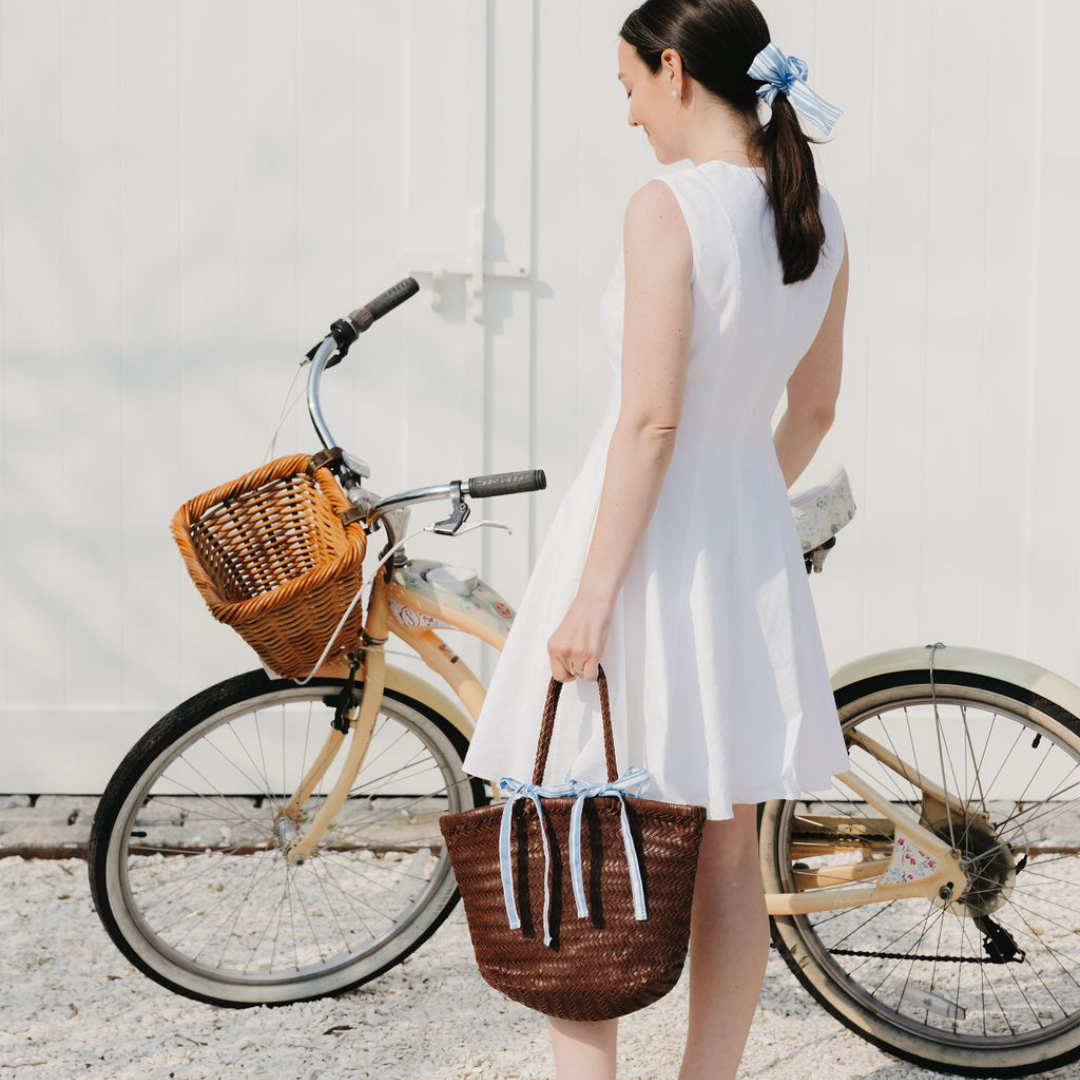 The Structured Bucket Bag – Neely & Chloe