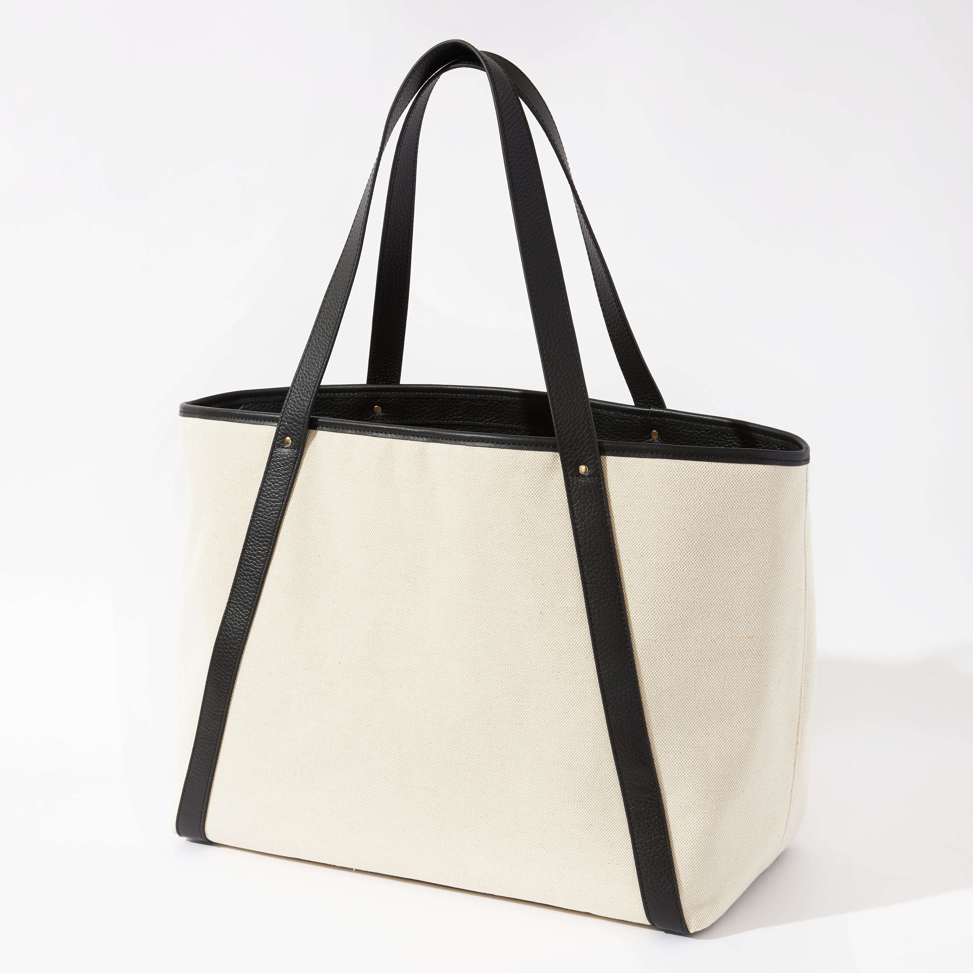 No. 62 Travel Tote – Neely & Chloe